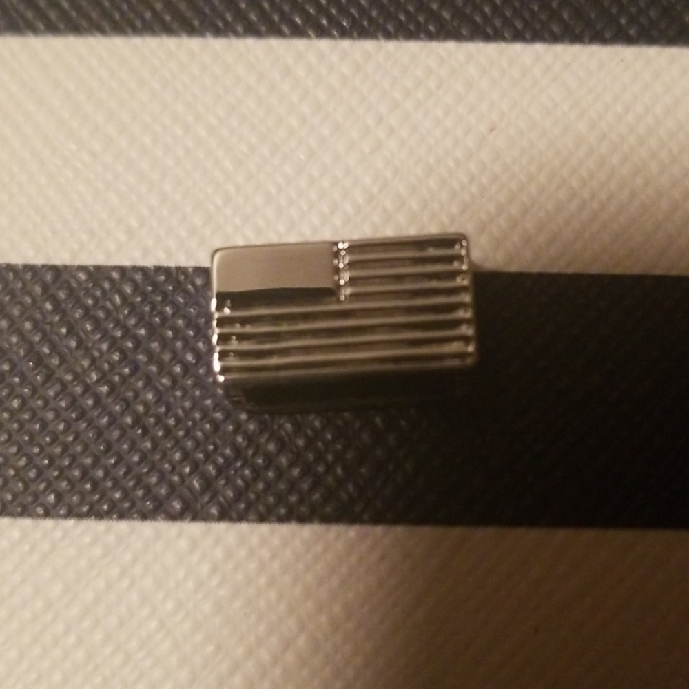 Keep flag charm